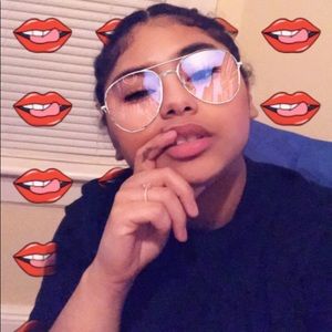 Meet your Posher, Griselda